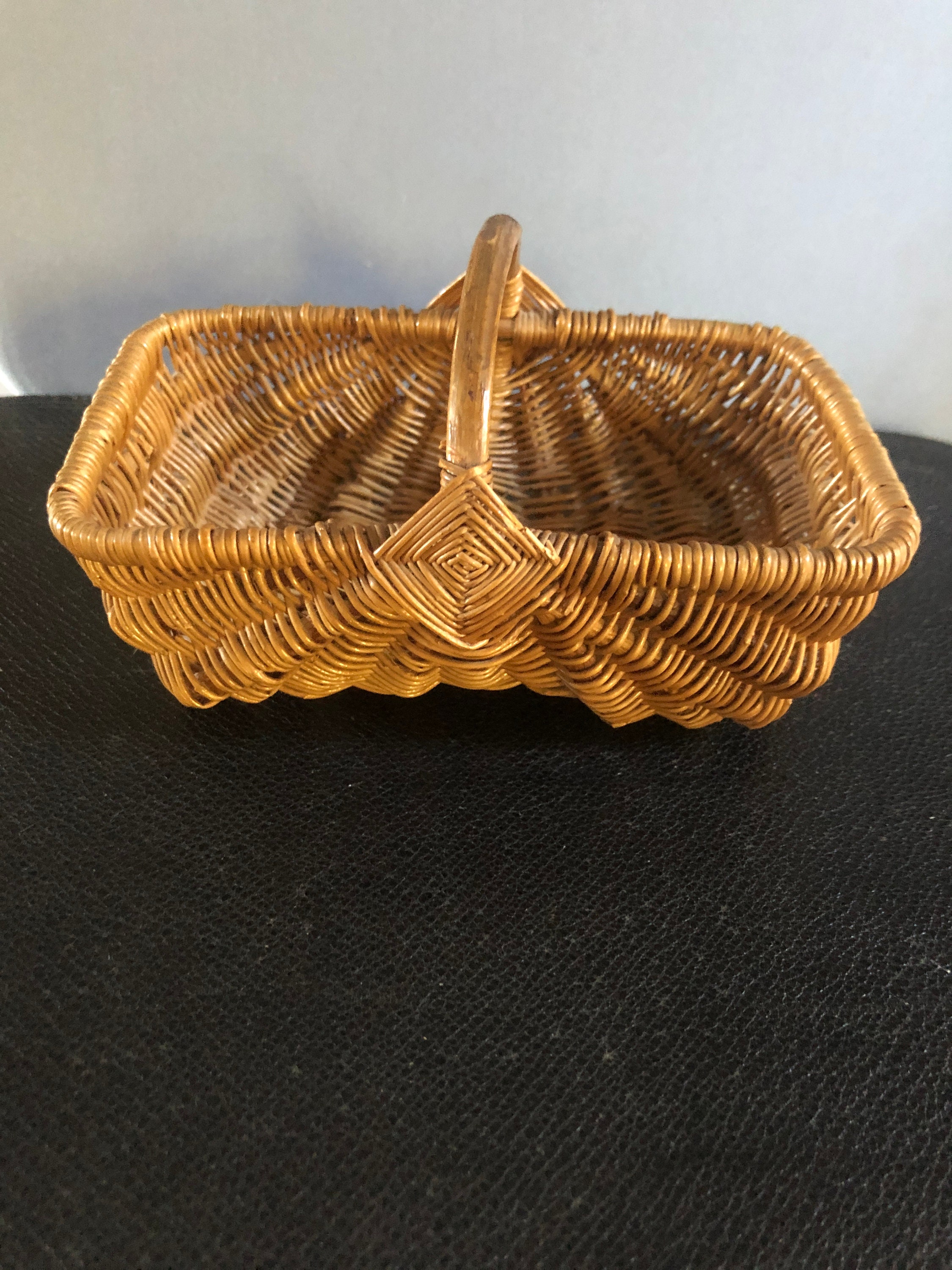 ANCIEN PANIER COFFRET en osier tressé EUR 13,00 - FR