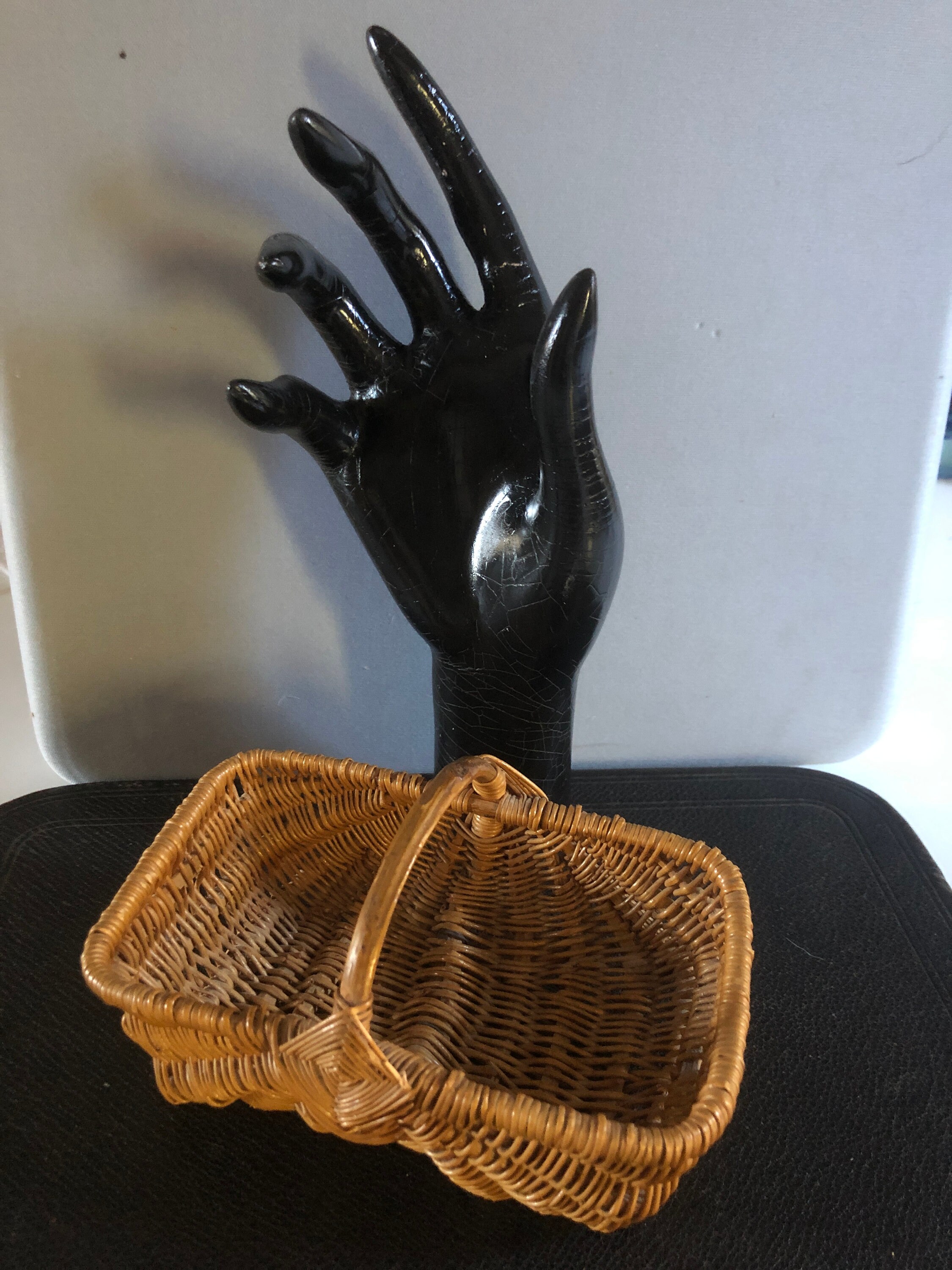 ANCIEN PETIT PANIER en osier enfant poupée jouet EUR 10,00 - FR ANCIEN PETIT PANIER en osier enfant poupée jouet EUR 10,00 - FR