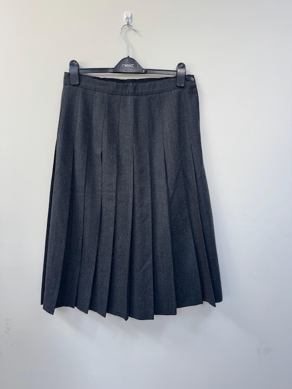 Marks & Spencer, Vintage St Michael M&S grey pure new woolpleated skirt size 16 dark academia 1991