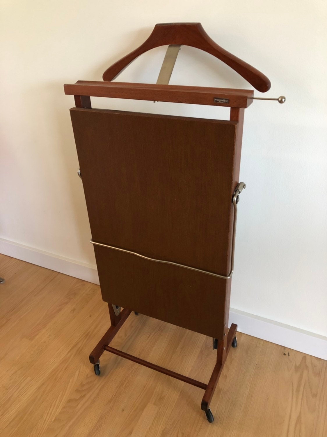 Mid Century Modern Elyco Mens Valet Stand on Casters Made in Italy