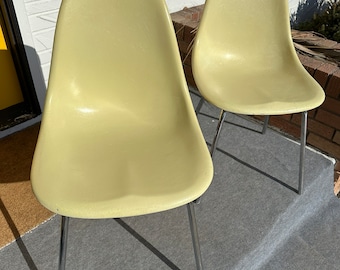 Pair of Eames Style Cream / Yellow Fiberglass Shell Chairs by Curtis / Steelcase