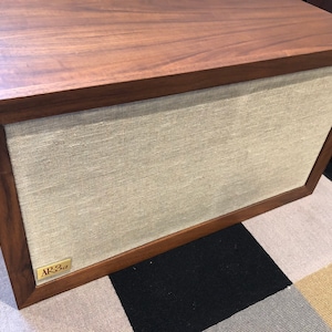 Acoustic Research AR-3a in Oiled Walnut with Box Collectable