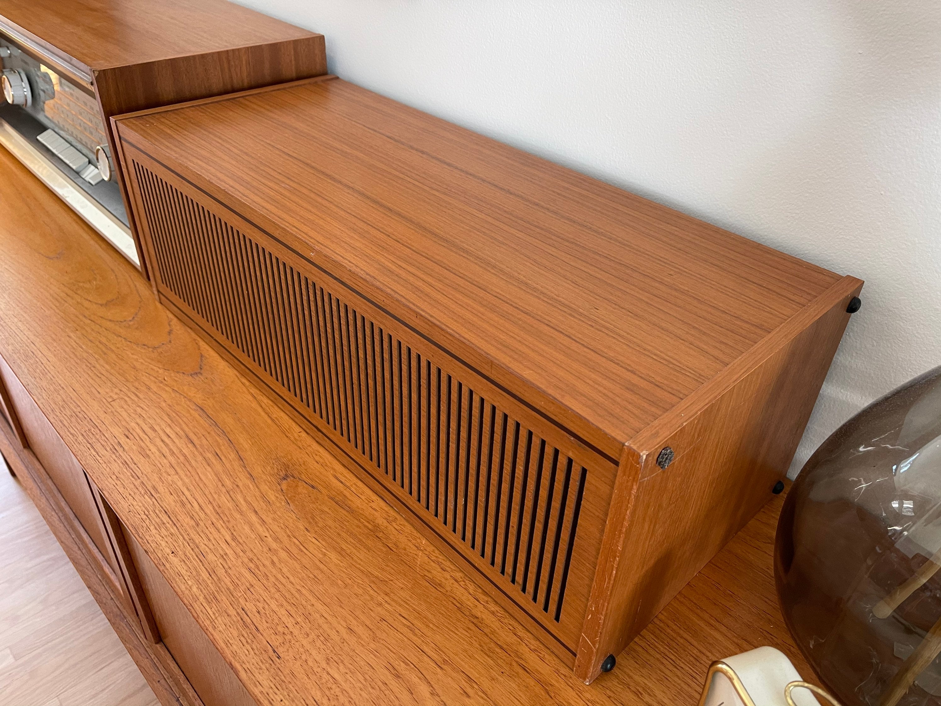 Chaine HIFI à Lampes TELEFUNKEN OPUS 2550 Avec Enceintes En Bois - Occasion