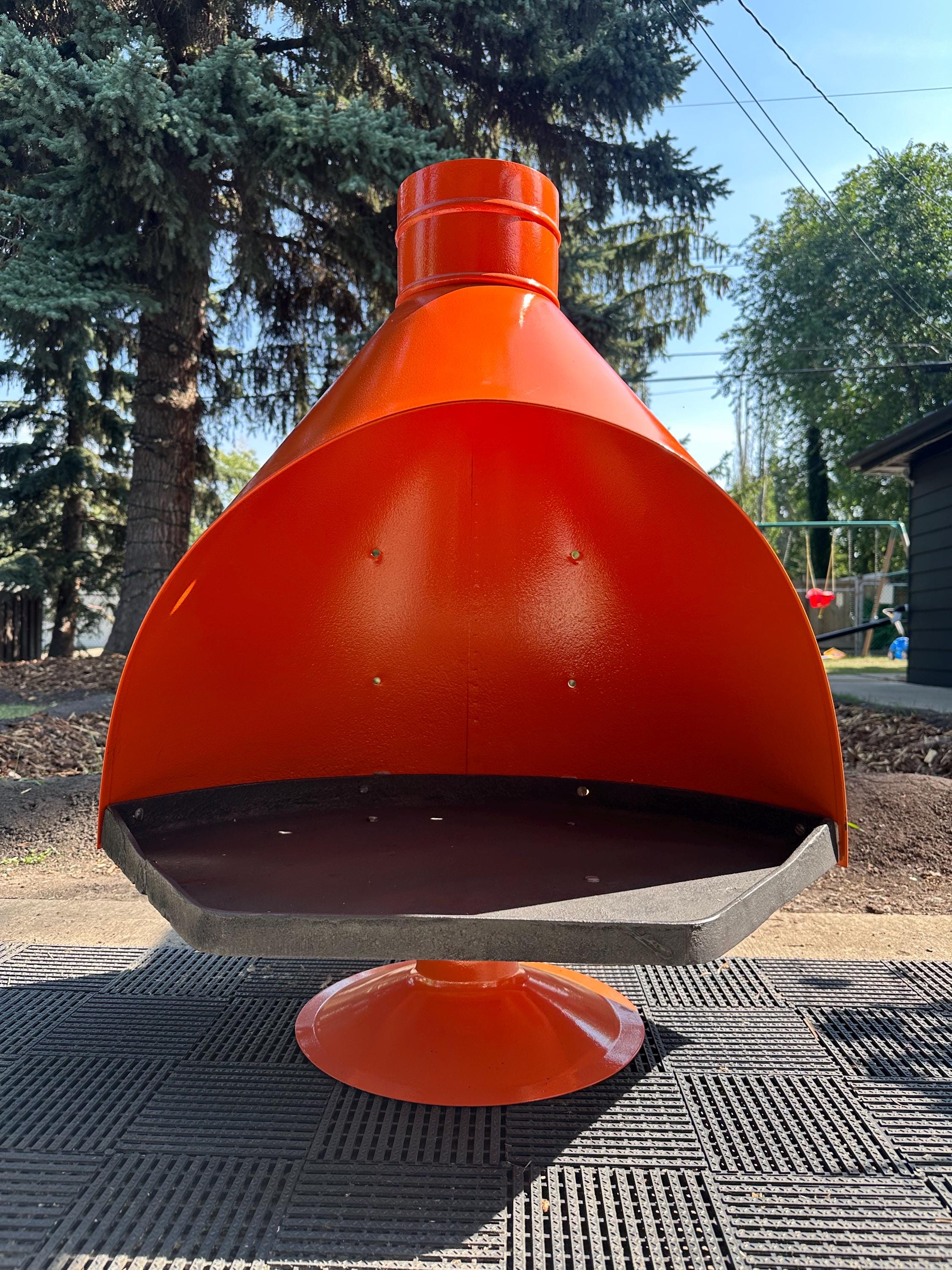 Vintage Cosmic Orange Firehood Fireplace: Mid-century Modern