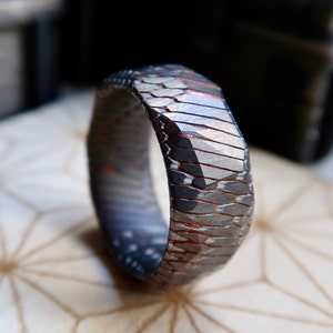 Obsidian Superconductor Ring