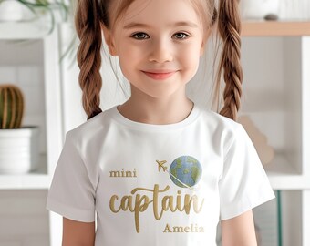 Mini capitaine, cadeau de vacances personnalisé personnalisé, t-shirt, tenue assortie pour les vacances en famille, cadeau de vêtements de voyage pour tout-petit