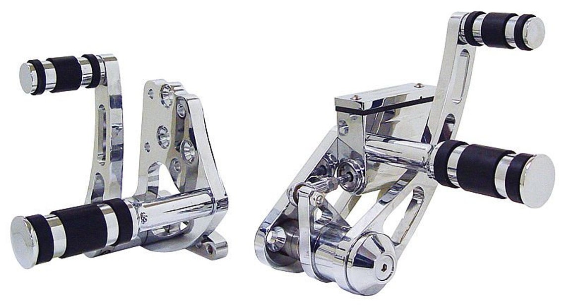 Harley or Custom Forward Control Chrome or Black for Big Twin 4 SPEED