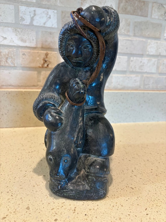 Eskimo Stone Carving Canadian (Deb) Eskimo Stone Carving Canadian (Deb)