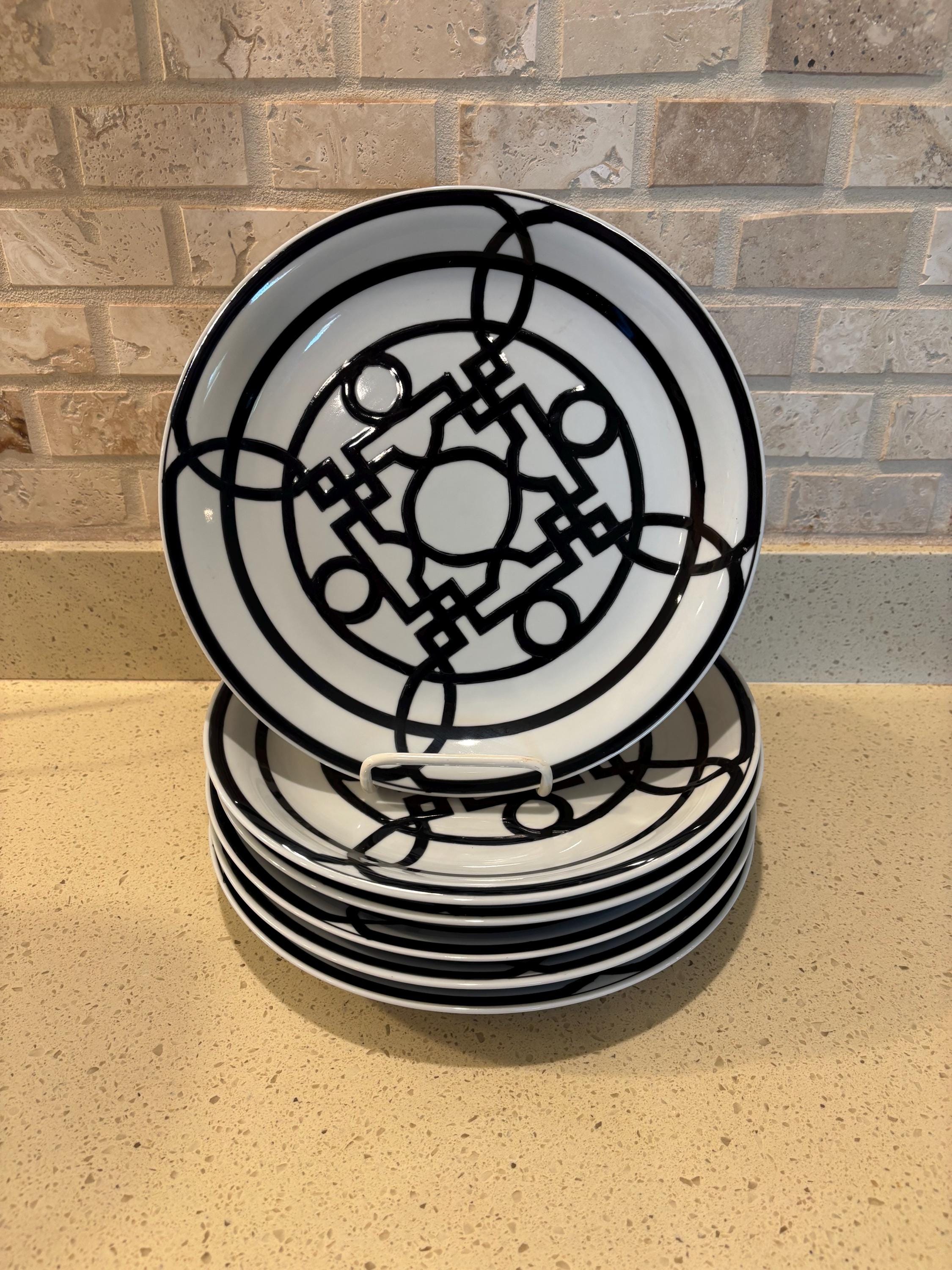Labyrinth Plate - Etsy