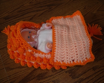 Crochet cradle purse