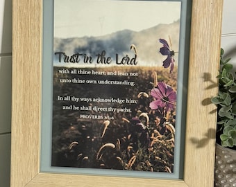 Impressão artística com versículo bíblico: Confie no Senhor | Provérbios 3:5-6 (Download digital)