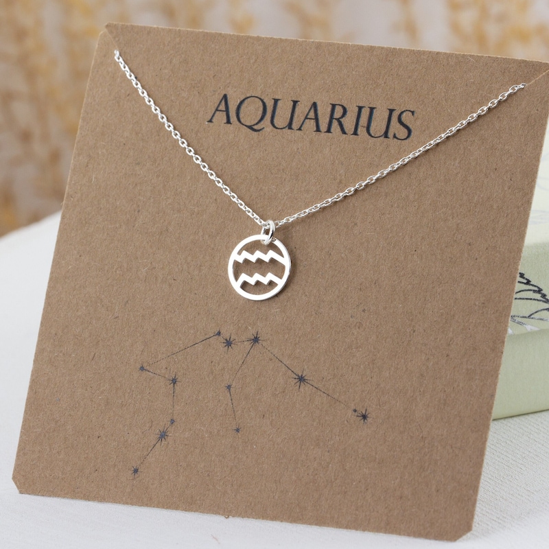 Aquarius Pearl Necklace main image 0