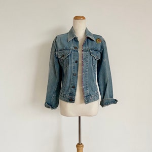 Vintage Jean Jacket, Jean Jacket, 90&#39;s Fashion, Denim, Vintage Denim, Perfectly Worn, Custom Vintage, Free People Vintage