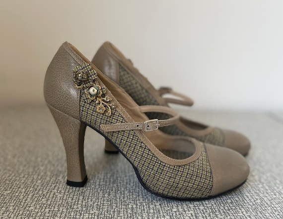 Tweed Heels, Size 38, Women's Heels, Unique Shoes… - image 1