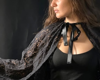 Lace Cape: Victorian Funeral Costume with Satin Ribbon