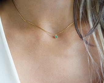 Dainty Minimalist Tiny Emerald Gold Necklace Everyday Simple Tiny Necklace May Birthstone Necklace Gift Green Crystal Choker