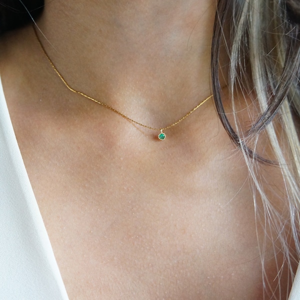 Dainty Minimalist Tiny Emerald Gold Necklace Everyday Simple Tiny Necklace May Birthstone Necklace Gift Green Crystal Choker