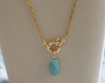 Collar de amazonita dorado, delicado colgante de piedra preciosa dorado, joyería minimalista para combinar en capas.