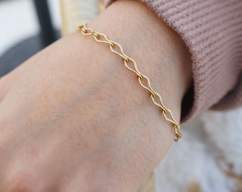 Gold Chain Bracelet, Matte Finish Link Bracelet, Minimalist Style, Gift for Women, Adjustable Length, Elegant Jewelry