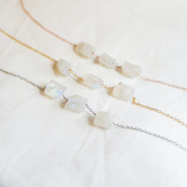 Raw Crystal Necklace Moonstone Necklace June Birthstone Rough Stone Layering Necklace Natural Moonstone Stone Pendant Powerful Necklace