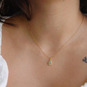 Tiny Drop Stone Necklace, Green Aventurine Necklace, Gold Dainty Necklace, Women&#39;s Jewelry, Birthday Gift