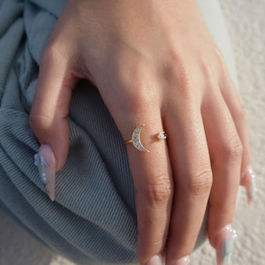 Zierlicher Mond-Stern-Ring: 18kt Gold Filled Himmlischer einstellbarer Ring