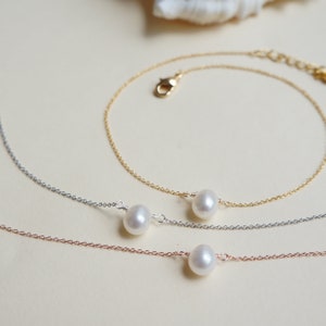 Dainty Freshwater Pearl Bracelet: Minimalist Bridesmaid Jewelry