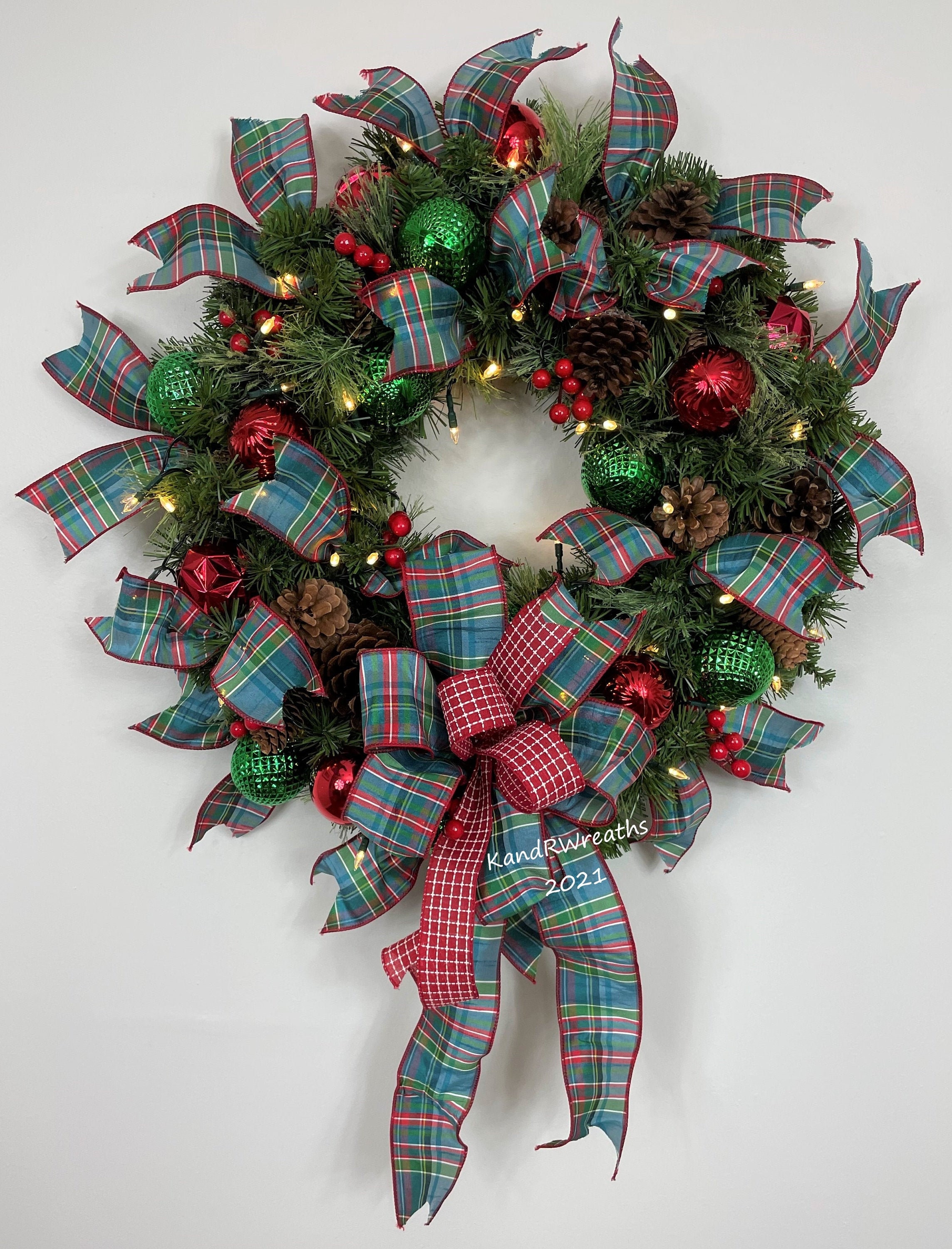 780C21 Lighted Christmas Wreath. Lighted Holiday Wreath. Etsy
