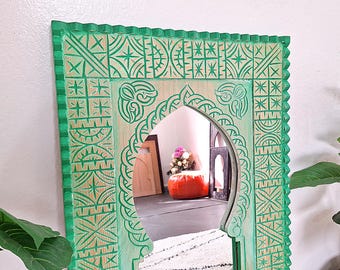 Customized Green Moroccan Vintage Style Wooden Carved Mirror Hand Carved Wooden Wall Art Mirror,Hanging Mirror,wooden decor Old Mirror Frame