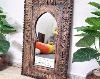Customized Moroccan Vintage Style Wooden Carved MirrorHand Carved Wooden Wall Art Mirror,Hanging Wall Mirror, wooden decor Old Mirror Frame.