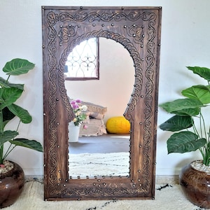 Moroccan Vintage Style Wooden Carved Mirror,Hand Carved Wooden Wall Art Mirror,Hanging Wall Mirror,wooden decor pieces Old Riad Mirror Frame