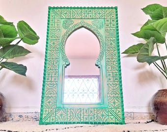 Customized Green Moroccan Vintage Style Wooden Carved Mirror Hand Carved Wooden Wall Art Mirror,Hanging Mirror,wooden decor Old Mirror Frame