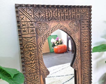 Customized Moroccan Vintage Style Wooden Carved MirrorHand Carved Wooden Wall Art Mirror,Hanging Wall Mirror, wooden decor Old Mirror Frame.