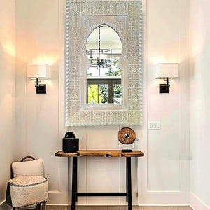 White Arched Moroccan Mirror - Hand Carved Mirror in Vintage Style - Old Wall Mirror Frame- Decor Wood Frame - Gifts - Farmhouse Wall Decor.
