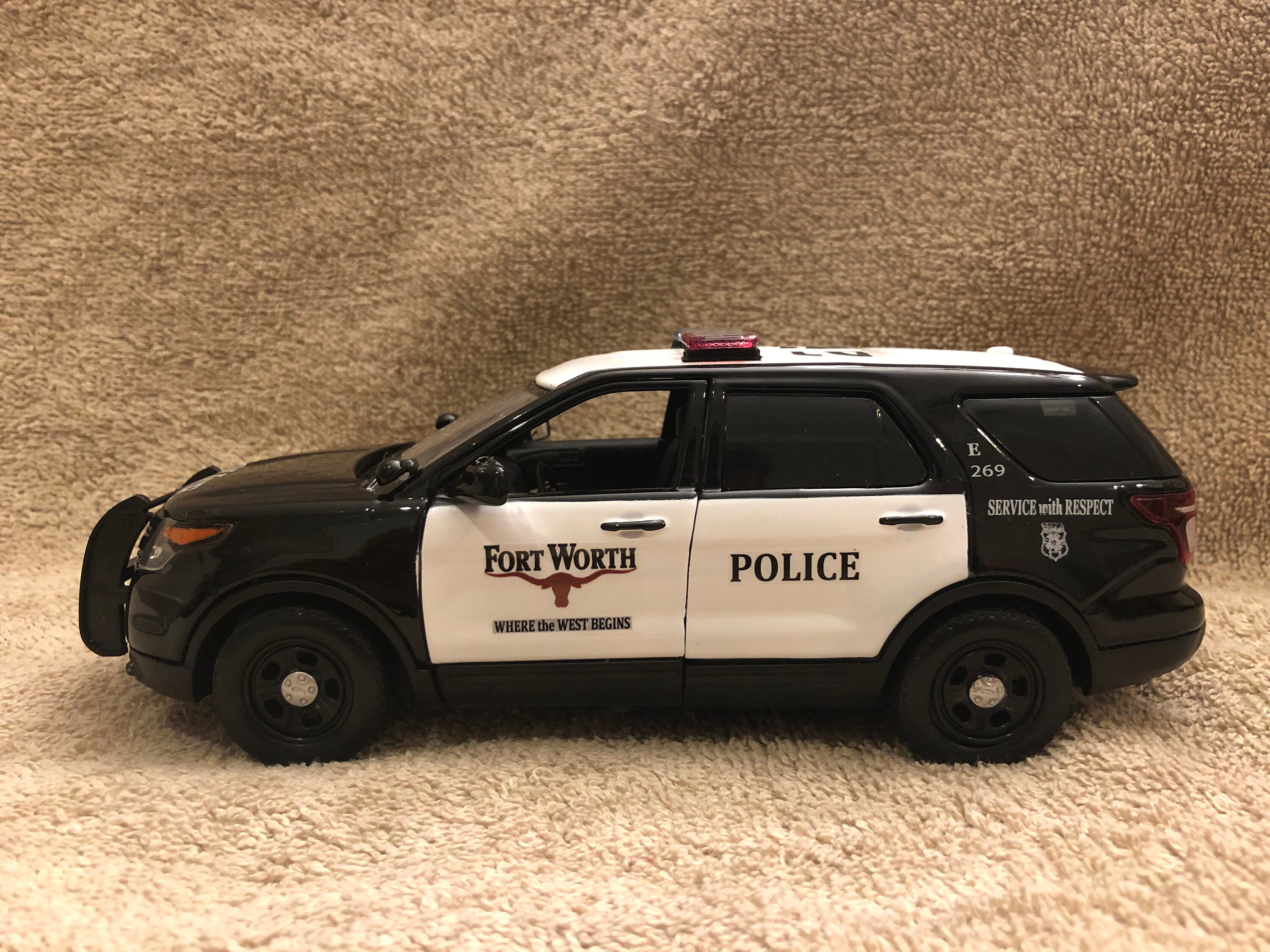 1/24 Scale Fort Worth Texas Die Cast Model Car Ford Explorer - Etsy