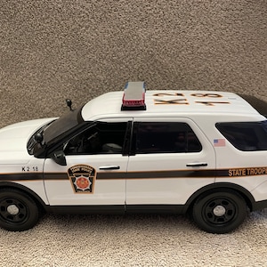 1/18 police cars with lights - Etsy 日本