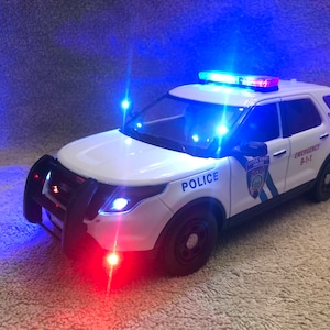 Police 1 18 Scale With Working Lights and Siren Etsy