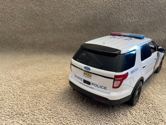 Ford explorer police car toy discount