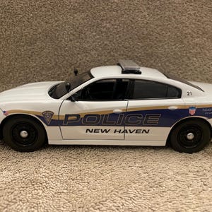 2023 Dodge Charger Pursuit Police By Motormax 1/24 Scale Diecast Model Car Unmarked Black White 76996bk P33330