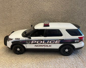1/18 スケール ノーフォーク バージニア州警察署 ダイキャスト モデル