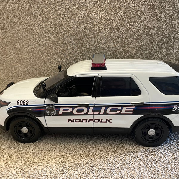 Diecast Police Cars With Working Lights and Sirens - Etsy