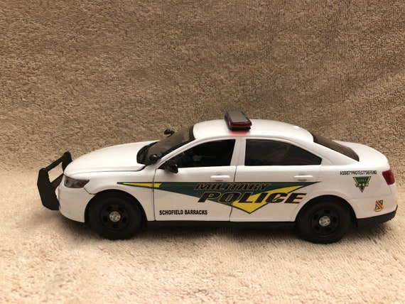 police car models with working lights