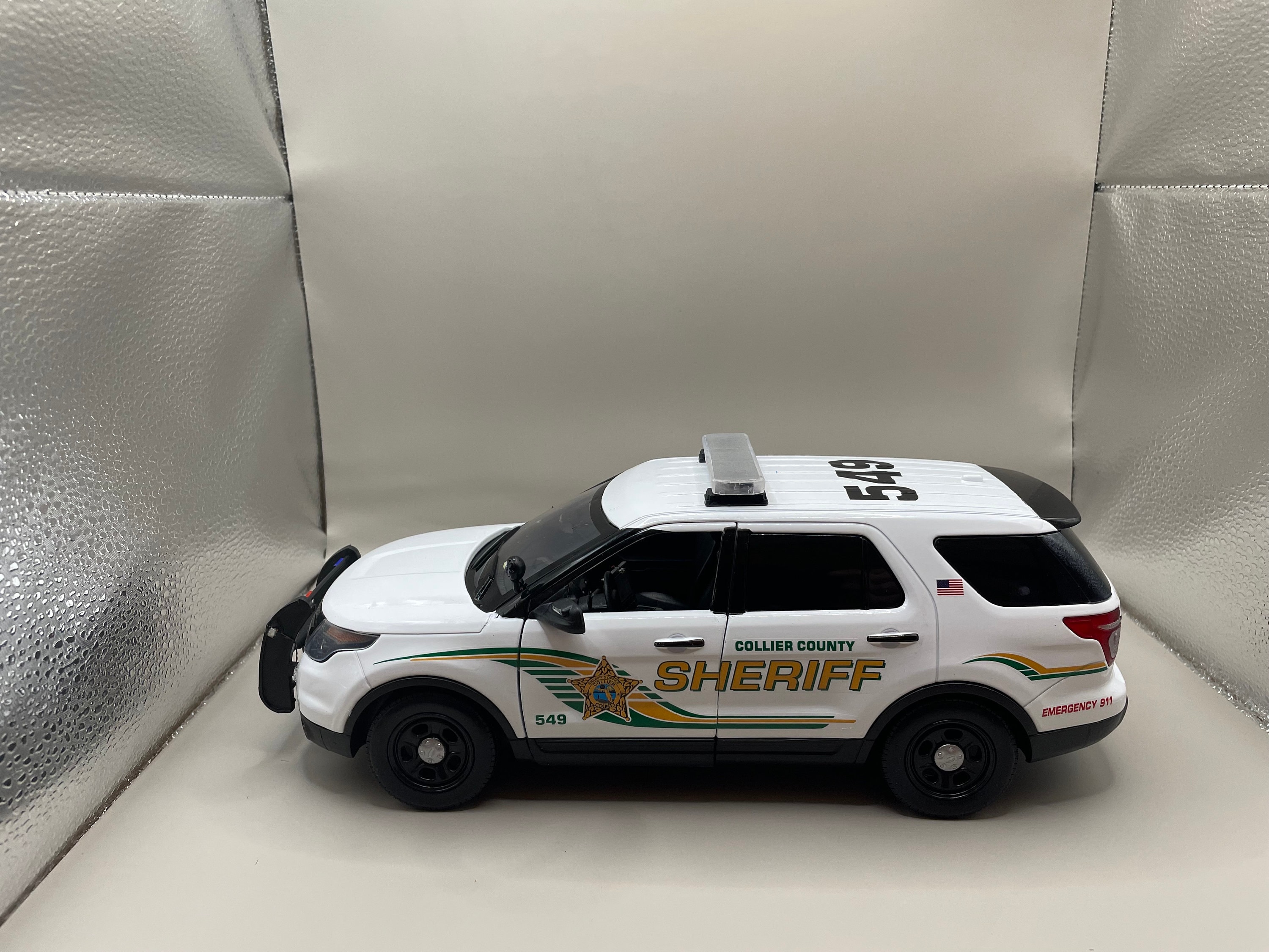 Riverside County Sheriff Model Police Car