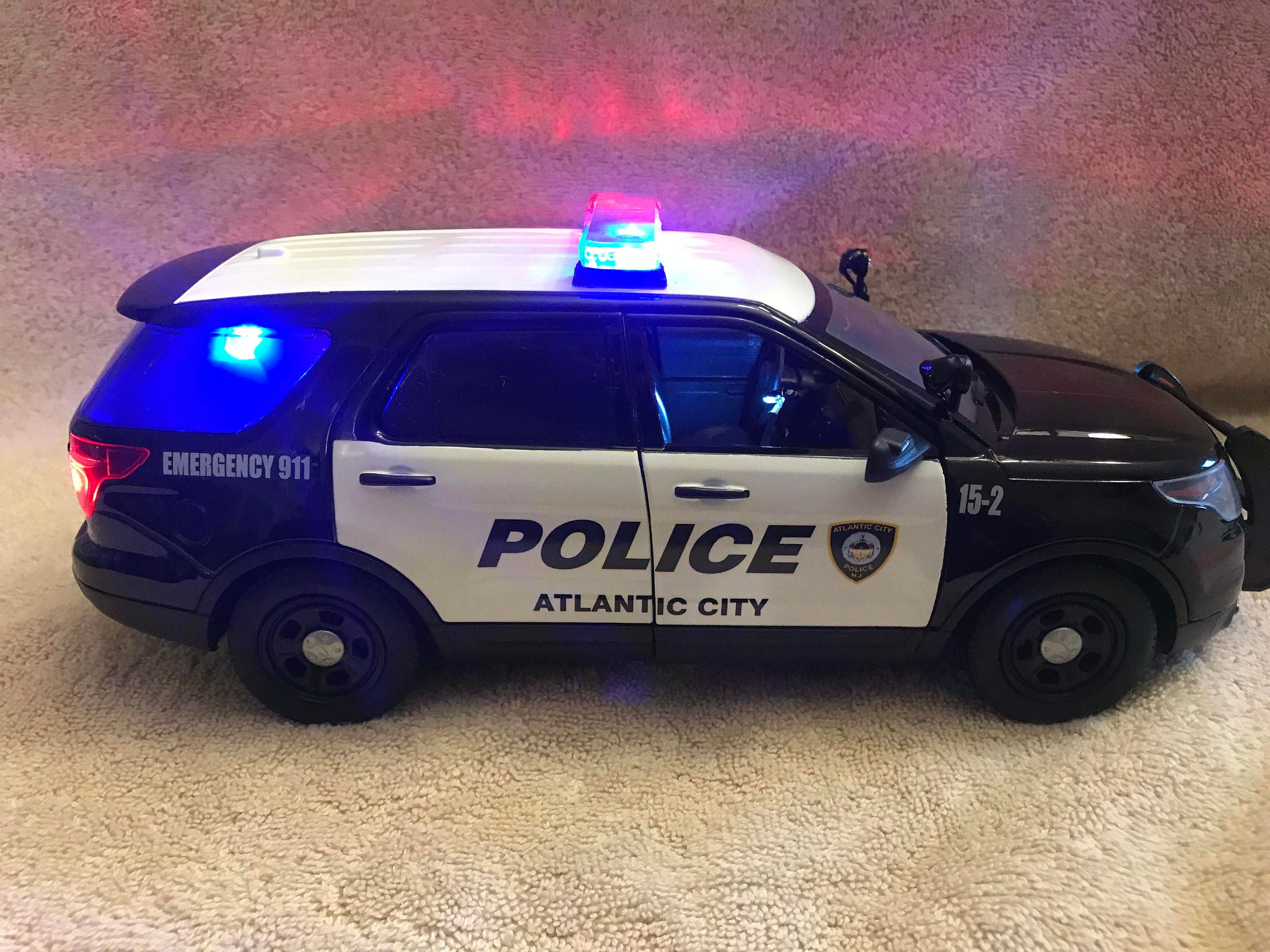 1/18 scale Atlantic City New Jersey Police Dept diecast Ford Etsy