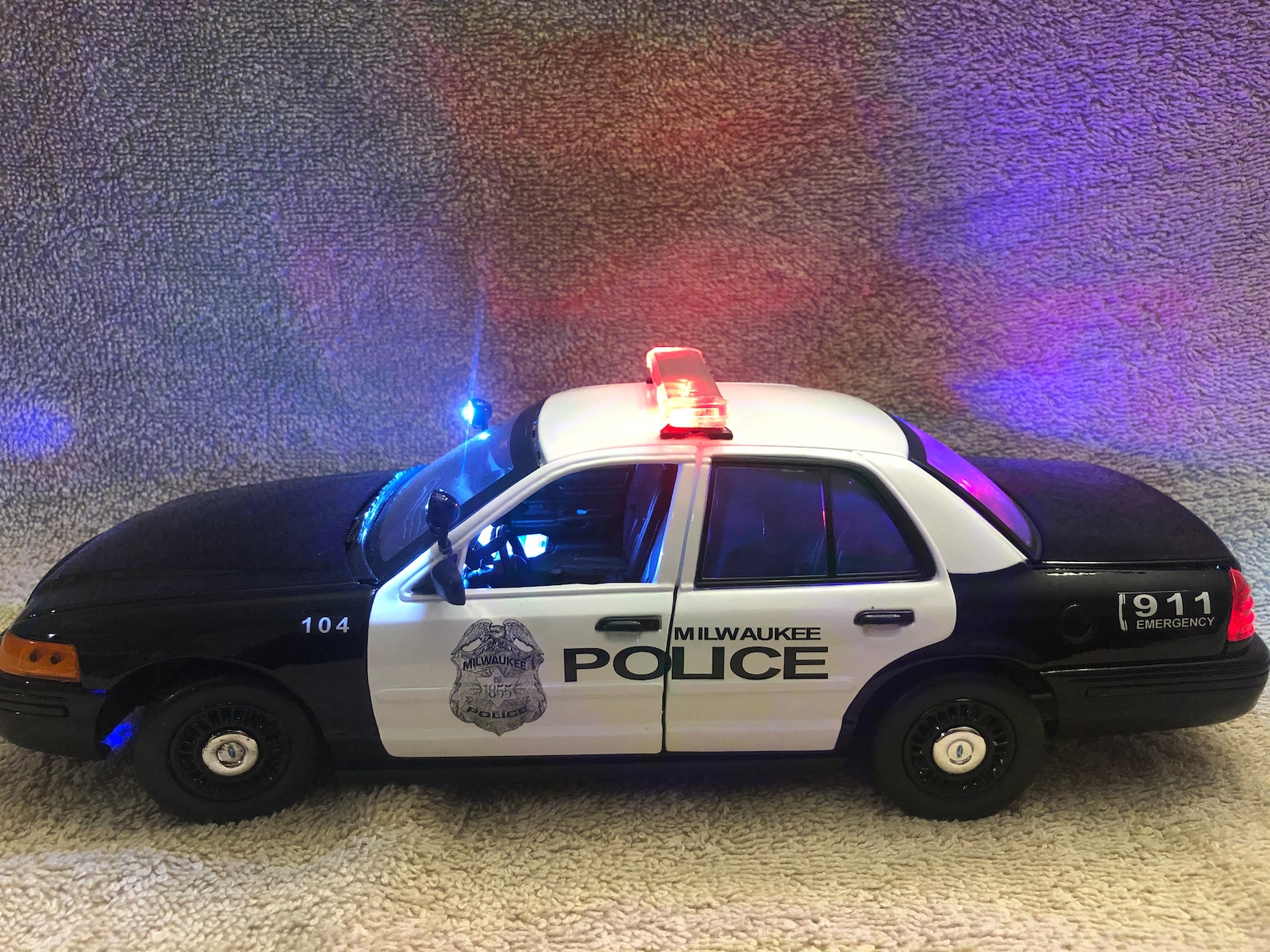 1/18 Scale Milwaukee WI Die Cast Model Police Car Replica With Etsy