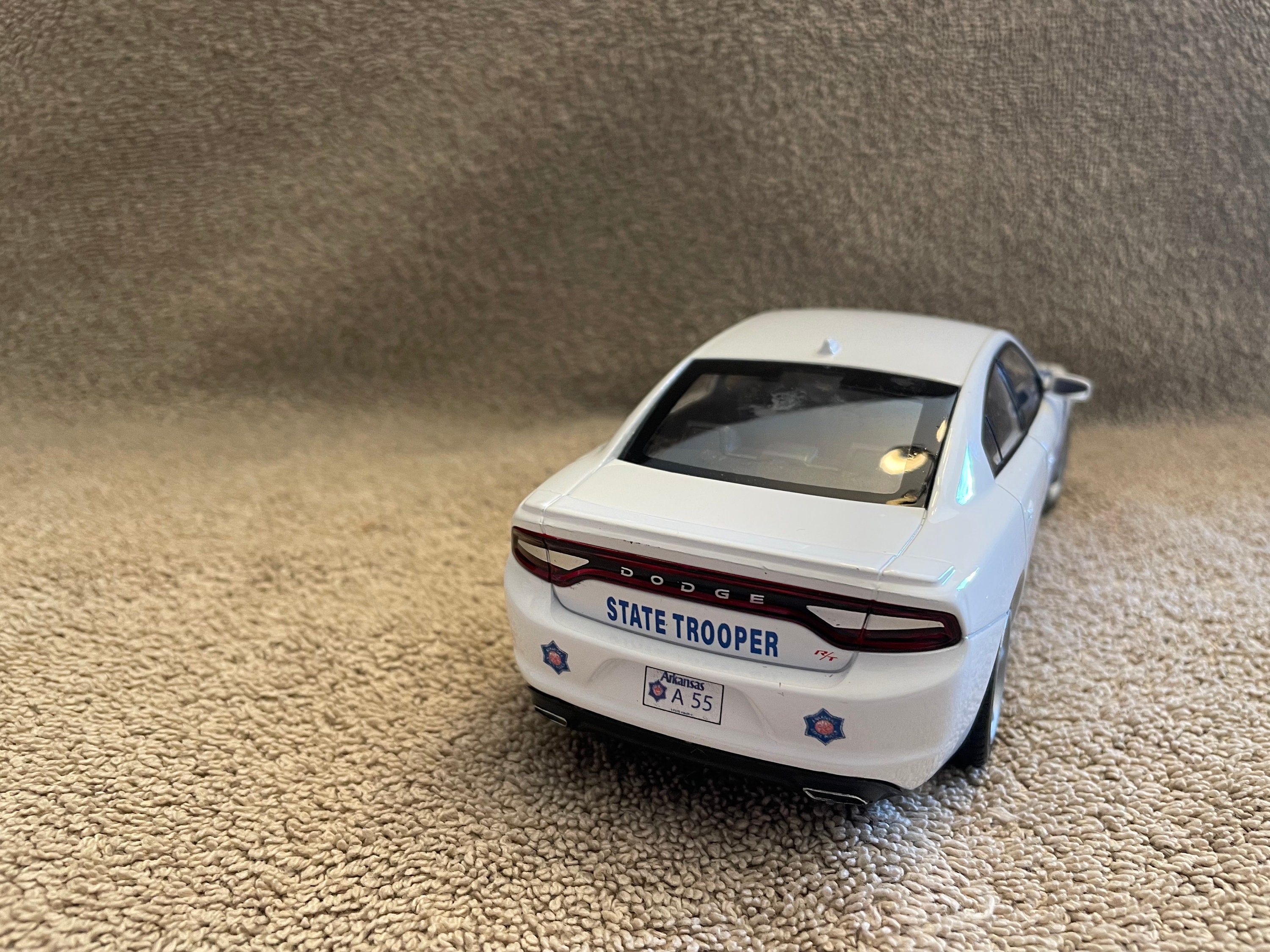 ダッジ・チャージャー 州警察ミニカー Amazon.co.jp: 1/43 ダッジ チャージャー DODGE CHARGER チェコ