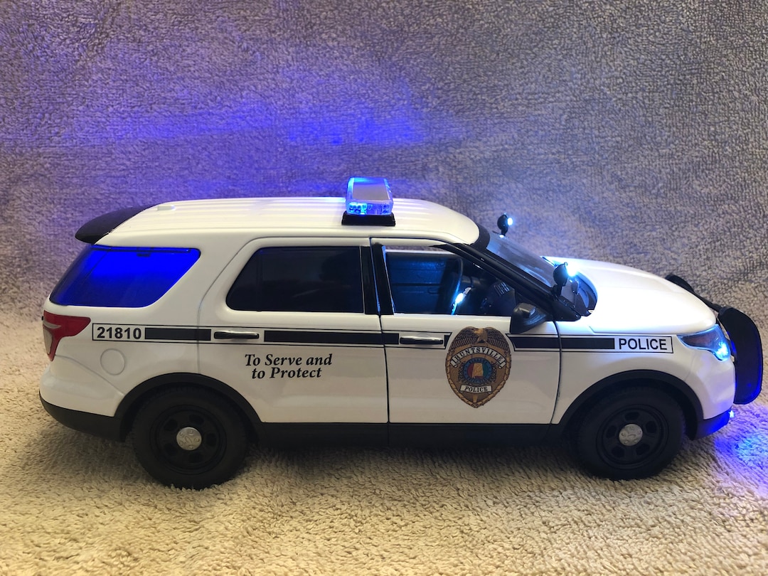 1/18 Scale Huntsville Alabama Police Ford Explorer Model Police Car Replica With Working Lights