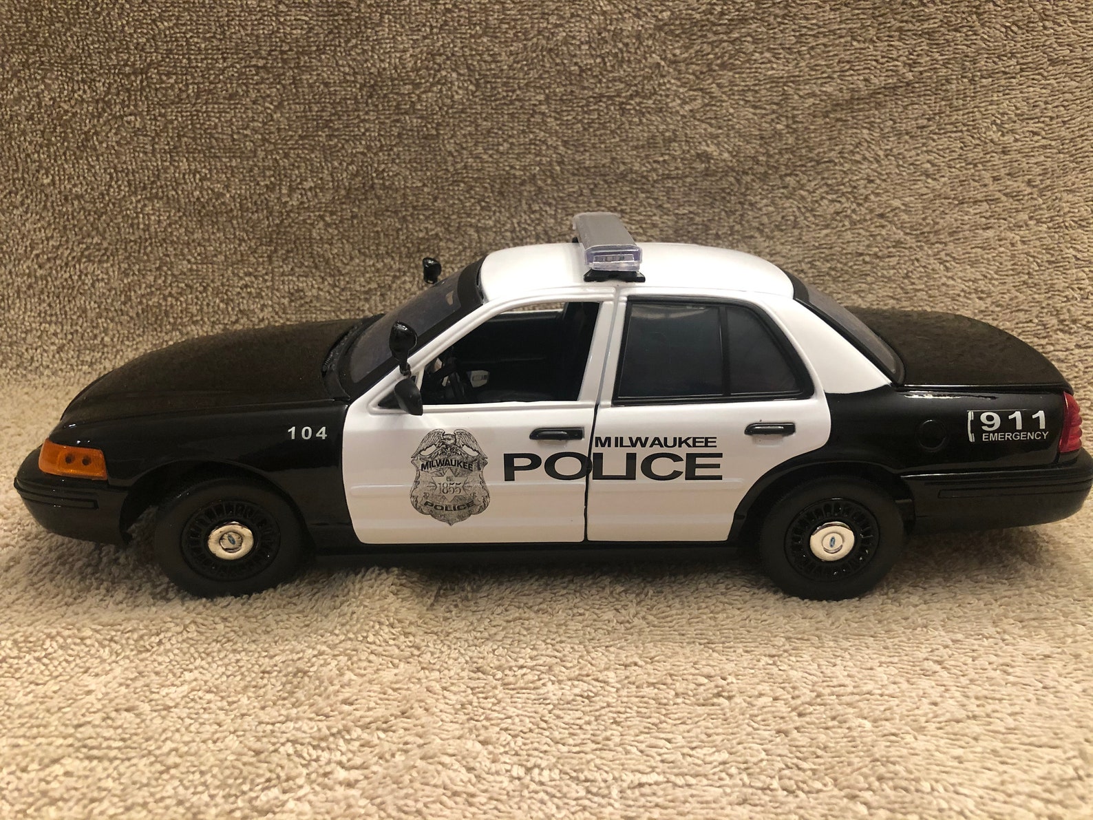 1/18 Scale Milwaukee WI Die Cast Model Police Car Replica With Etsy