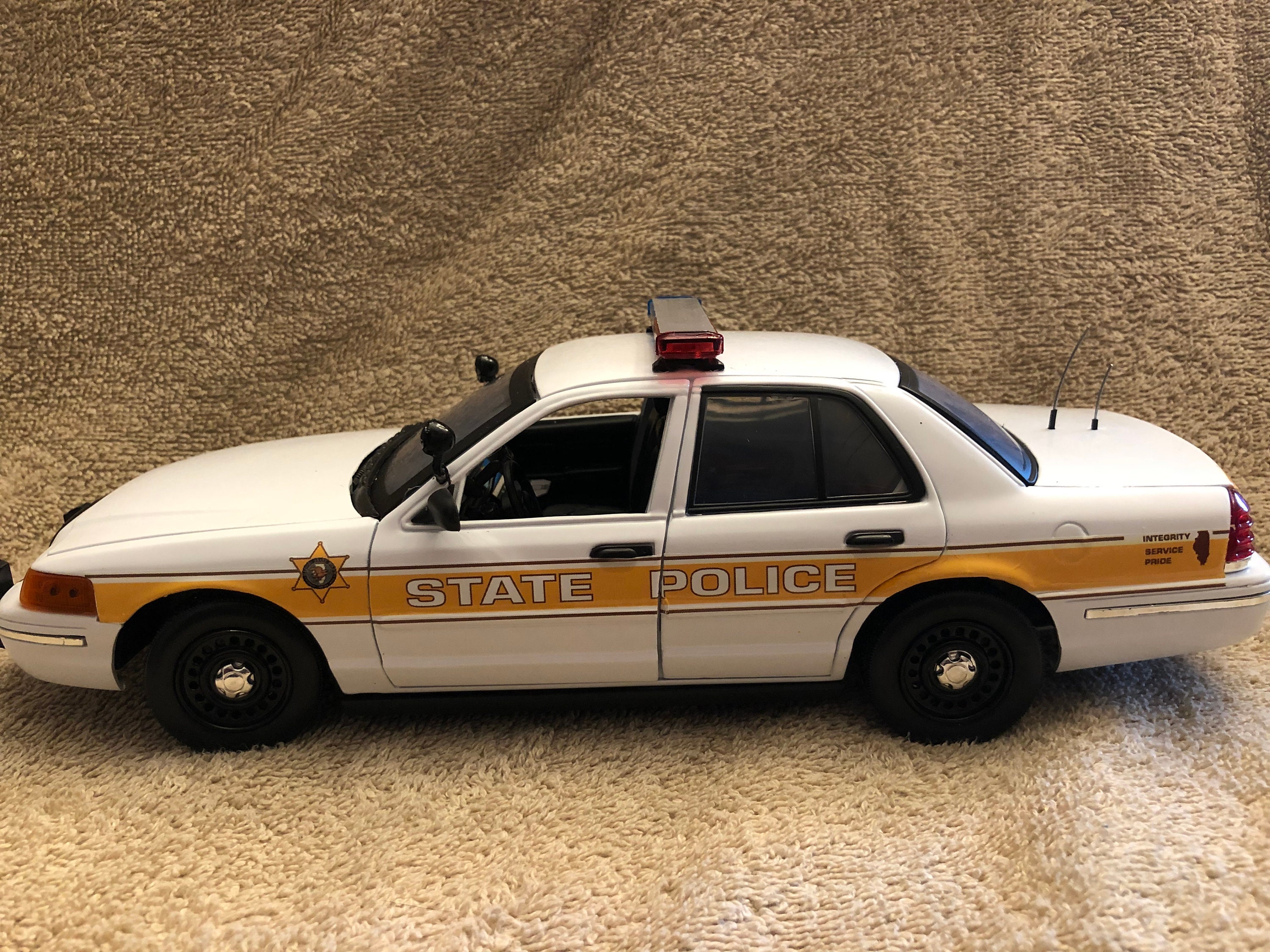 1/18 Scale Illinois State Police Die Cast Model Police Car - Etsy