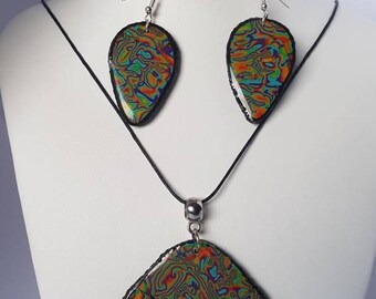 Psychedelik earrings and pendant set